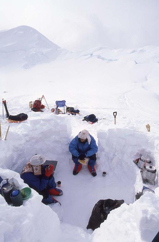 061a Mt McKinley May 1987 11000-ft Camp.jpg